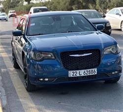 Chrysler 300 2021