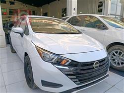 Nissan Versa 2024