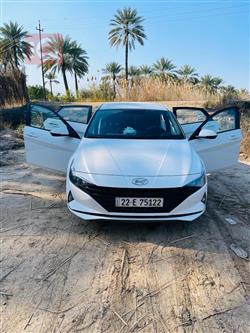 Hyundai Elantra 2022