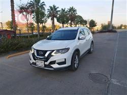 2018 نيسان روج