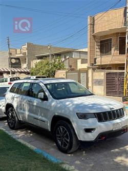 2019 جيب جراند شيروكي