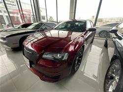 2018 كرايسلر 300
