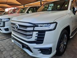 Toyota Land Cruiser 2024