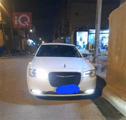 2016 كرايسلر 300
