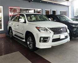 2013 لكزس LX