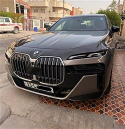 2023 بي ام دبليو الفئة 7