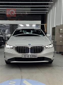 BMW 5-Series 2024