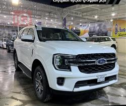2025 فورد افرست