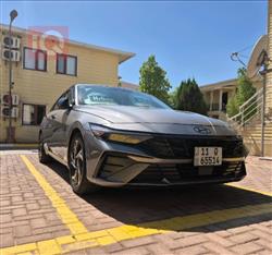 Hyundai Elantra 2024