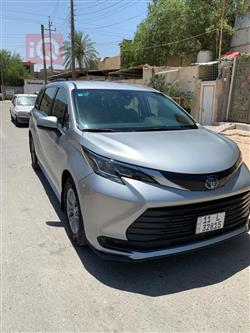 Toyota Sienna 2022