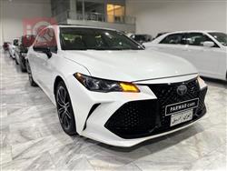 Toyota Avalon 2019