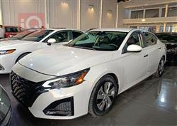 Nissan Altima 2023