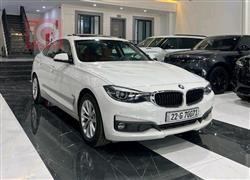 BMW 5-Series 2020