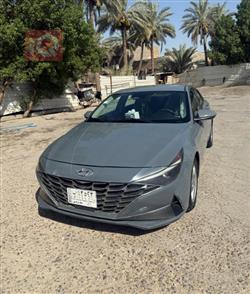 Hyundai Elantra 2022