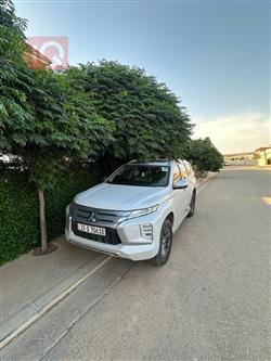 Mitsubishi Pajero Sport 2020