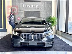 BMW 5-Series 2024