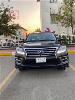 2013 لكزس LX