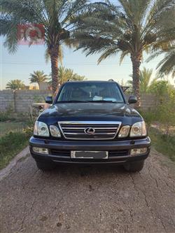 2004 لكزس LX