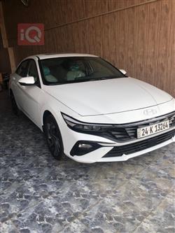 Hyundai Elantra 2024