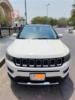 2018 جيب كومباس