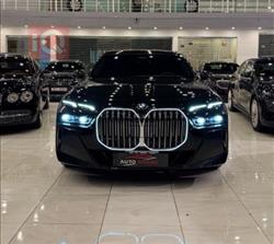 BMW 7-Series 2023