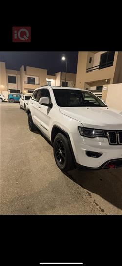 2018 جيب جراند شيروكي