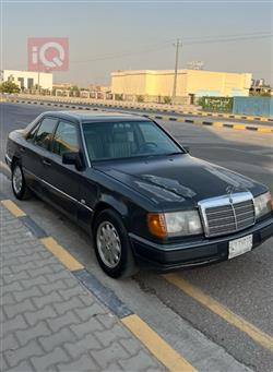 Mercedes-Benz E-Class 1993