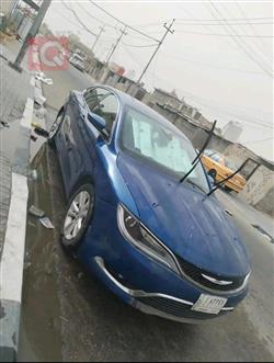 2015 كرايسلر 200