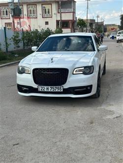 Chrysler 300 2022