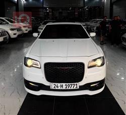 Chrysler 300 2021