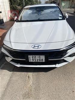 Hyundai Elantra 2024