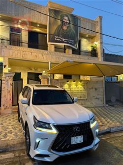 Lexus LX 2020