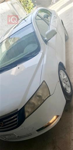 Geely Emgrand 7 2013