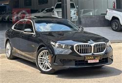 BMW 5-Series 2025