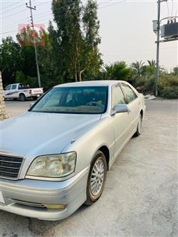 Toyota Crown 2000