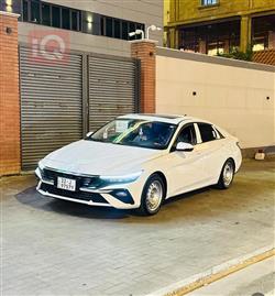 Hyundai Elantra 2024