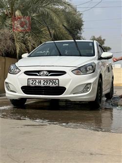 Hyundai Accent 2012