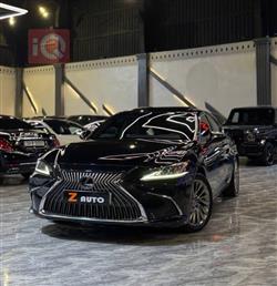 Lexus ES 2020