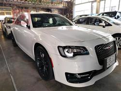Chrysler 300 2023