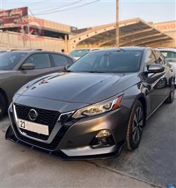 Nissan Altima 2019