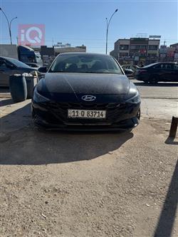 Hyundai Elantra 2022