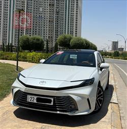 Toyota Camry 2025