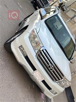 Toyota Land Cruiser 2011