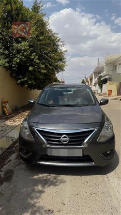 2017 نيسان فيرسا