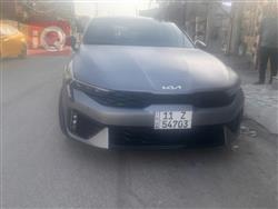 Kia K5 2025