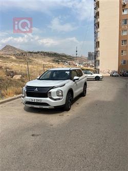 2023 ميتسوبيشي اوتلاندر