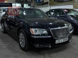 2013 كرايسلر 300