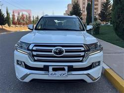 2018 تويوتا لاندكروزر