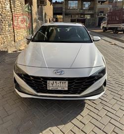 Hyundai Elantra 2021