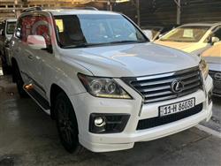 2012 لكزس LX